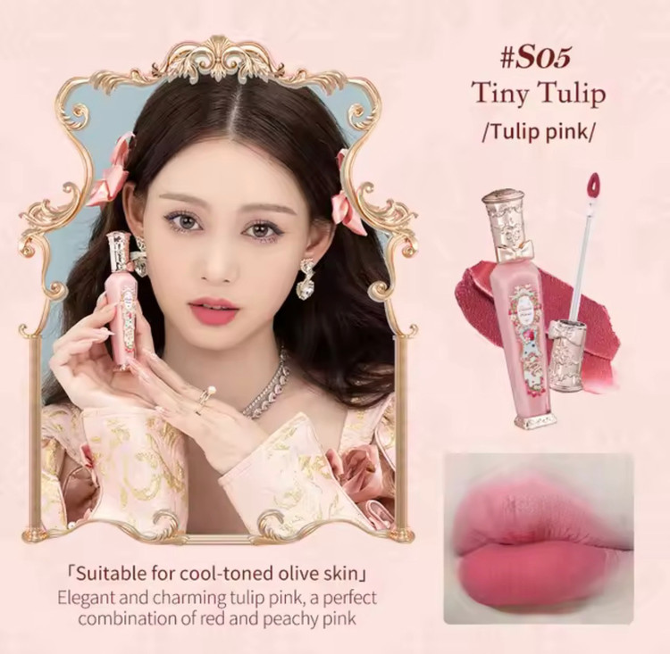 رژلب مایع مات مدل Strawberry فلاور نوز