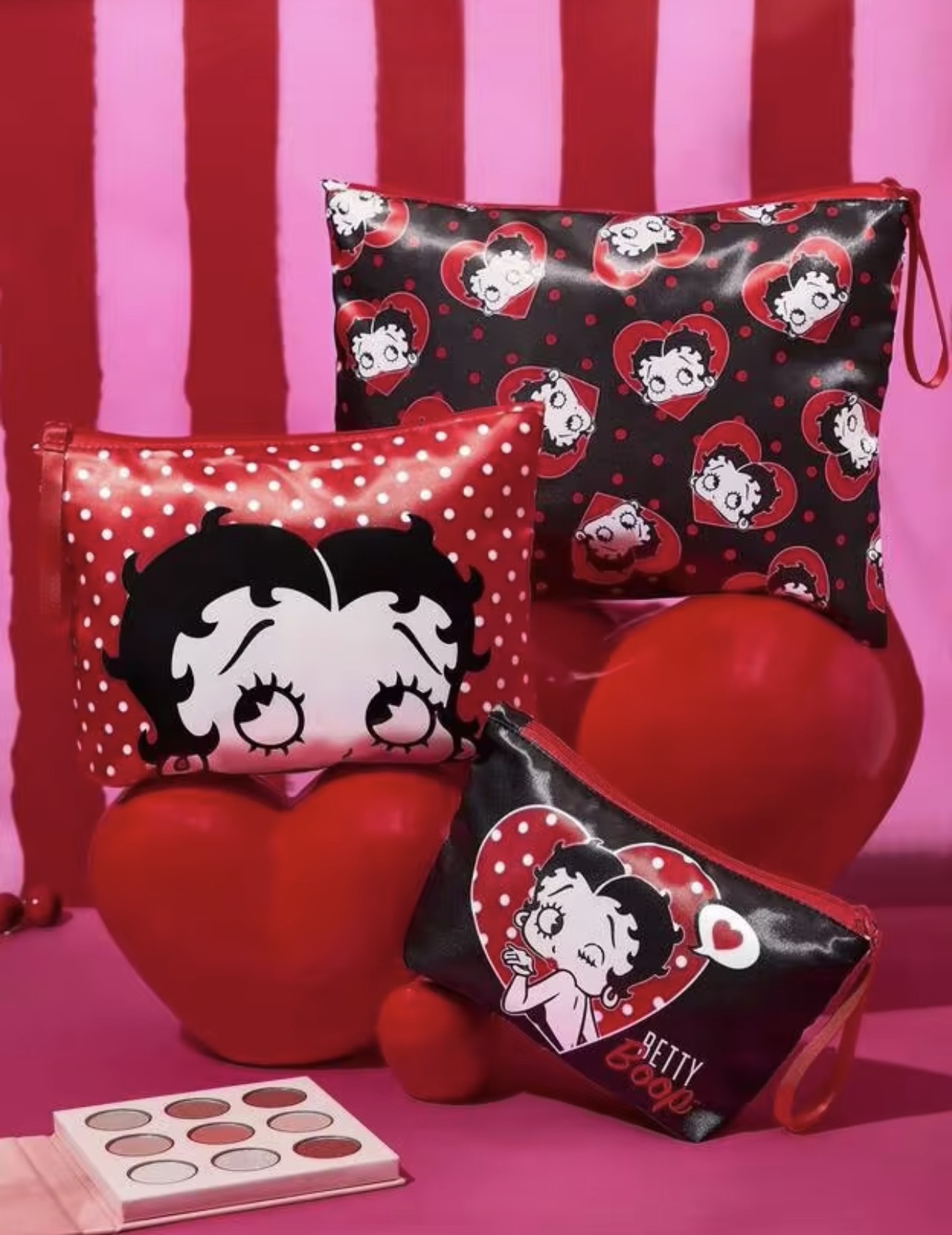 کیف آرایشی Betty Boop